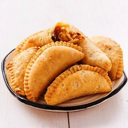 शुद्ध ताज़ा होली गुझिया बिना चासनी (900 ग्राम) - Image 4