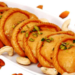 शुद्ध ताज़ा होली गुझिया बिना चासनी (900 ग्राम)